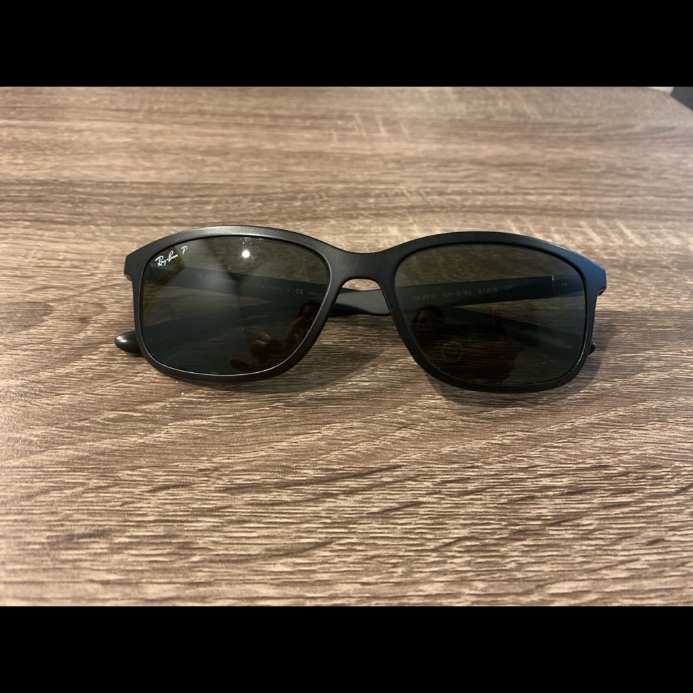 Polarized Ray-Ban 4215 Liteforce Sunglasses